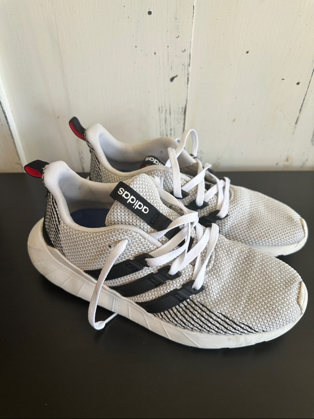 adidas Kids White and Black Mesh Casual Sneakers with Red Heel Tab